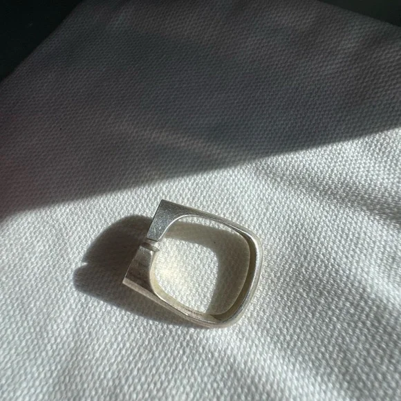 Vintage Sterling silver and jade adjustable size ring - Picture 8 of 14